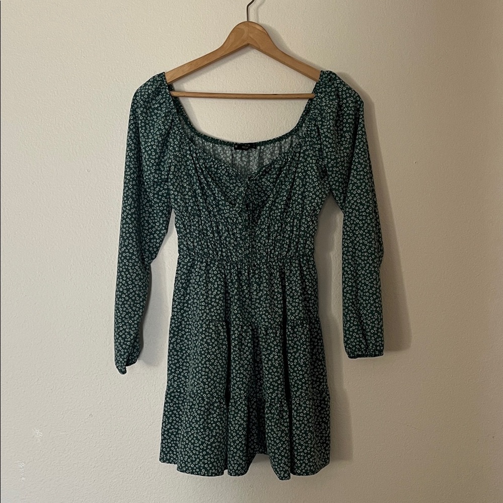 Women’s Long Sleeve Green Floral Dress